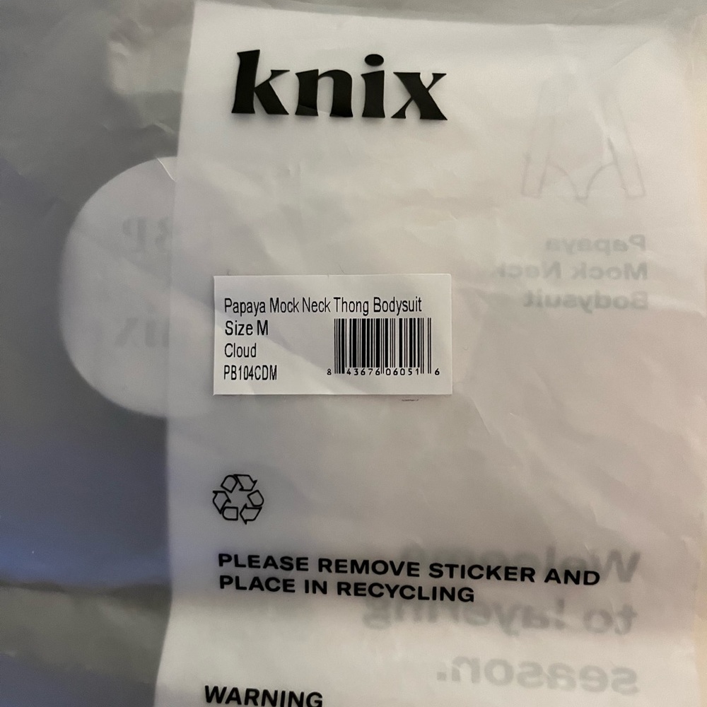 Knix X TBP mock neck Bodysuit Medium - Picture 4 of 8